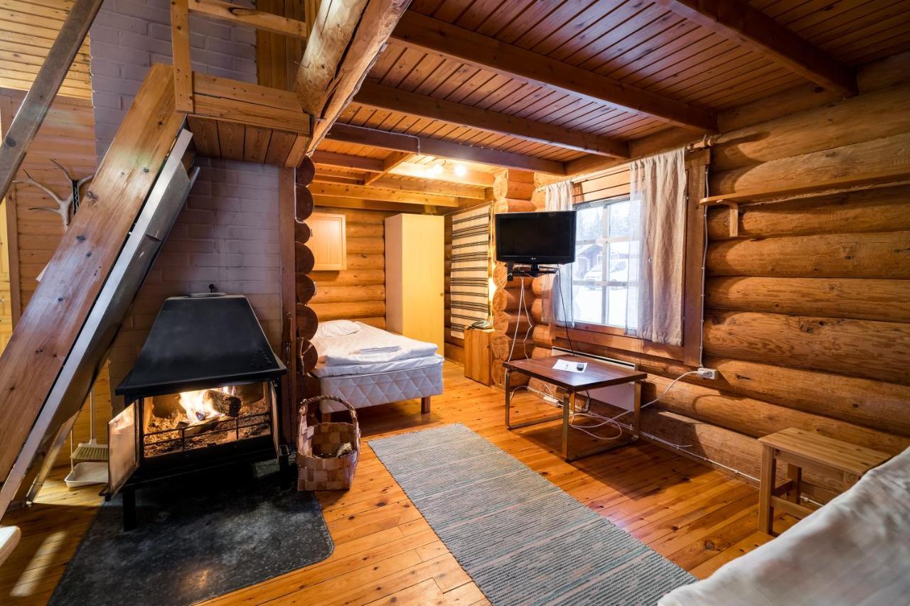 Peurasuvanto Moekit & Camping Екстер'єр фото