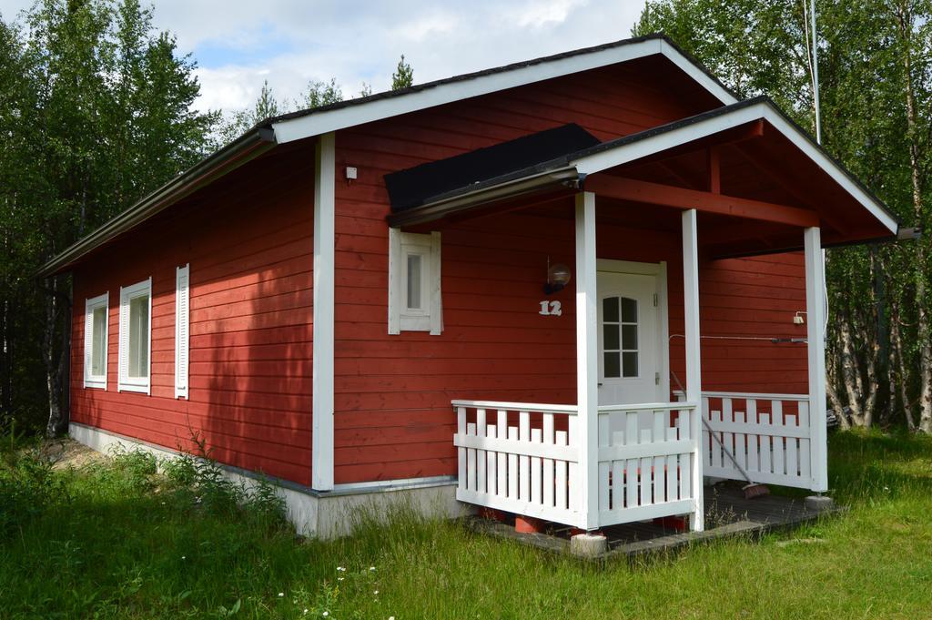 Peurasuvanto Moekit & Camping Екстер'єр фото